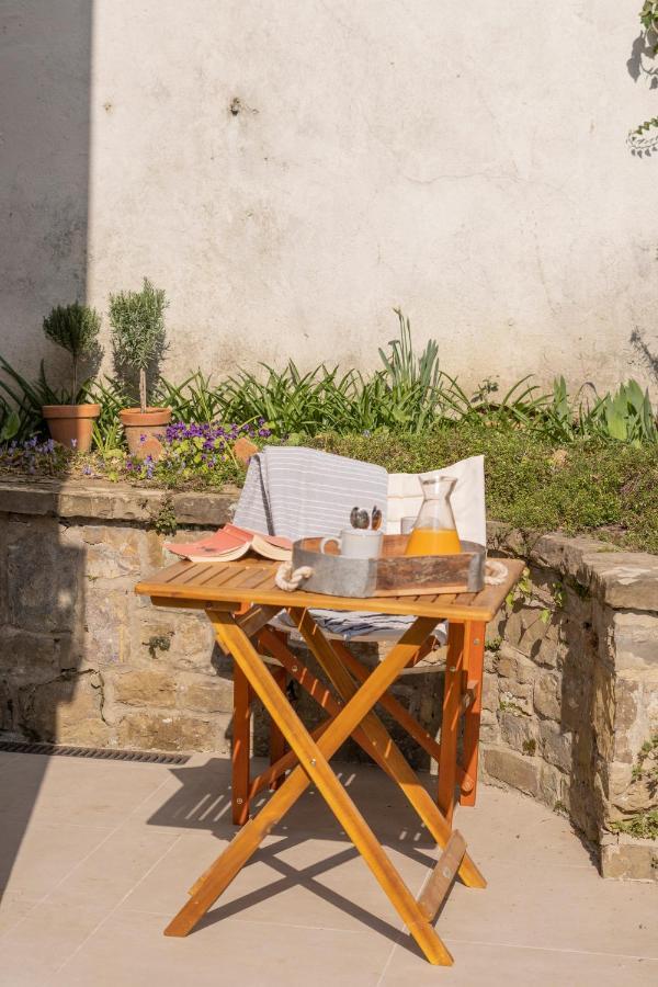 Il Poggio, Exclusive Location In *